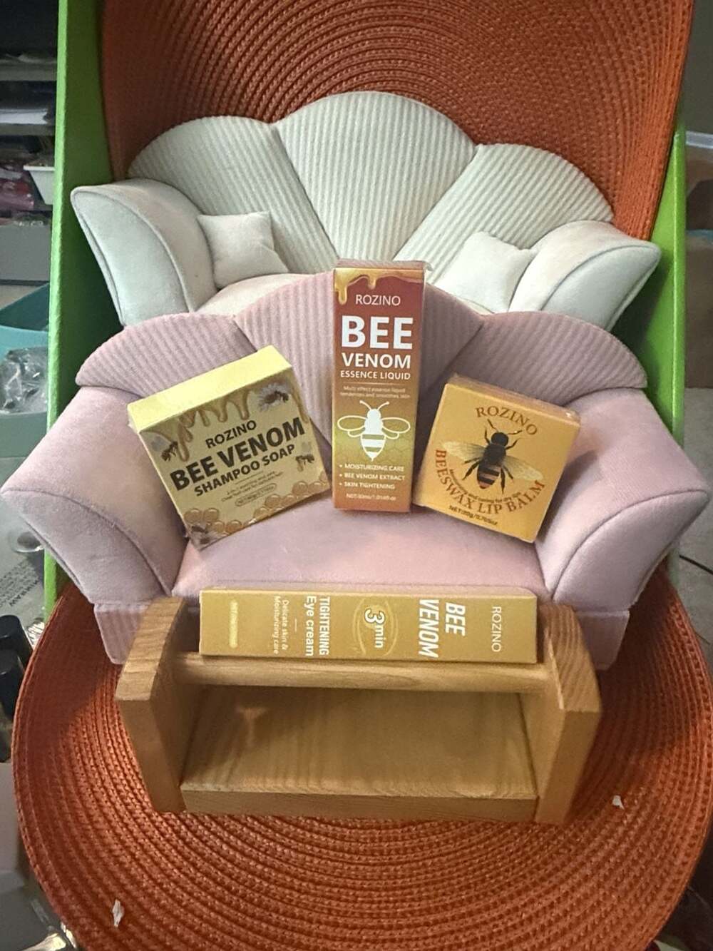 Rozino Bee Venom Skincare Set 4 Piece Bundle New